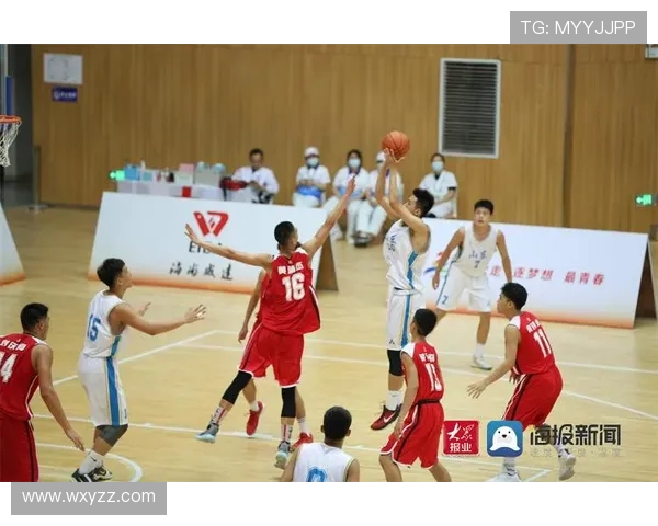 篮球燃动青春赛场展现团队精神与拼搏力量