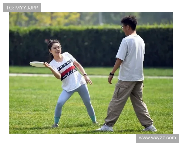 飞盘之路：吴芳的激情与坚持在深度对话中展现人生风采