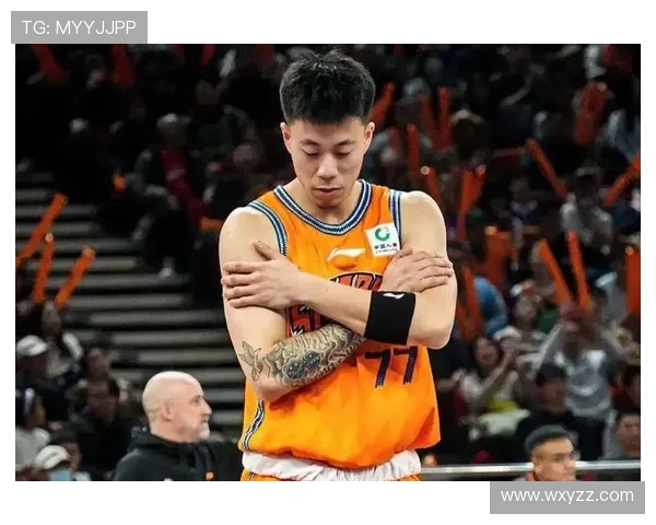 张镇麟领衔中国男篮奋勇出征展现新时代篮球精神与青春力量