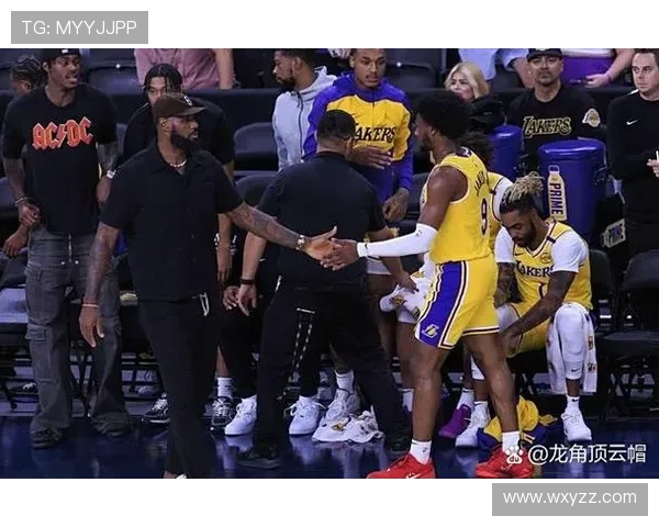 2016年NBA总决赛火箭对骑士精彩录像回放及赛后分析