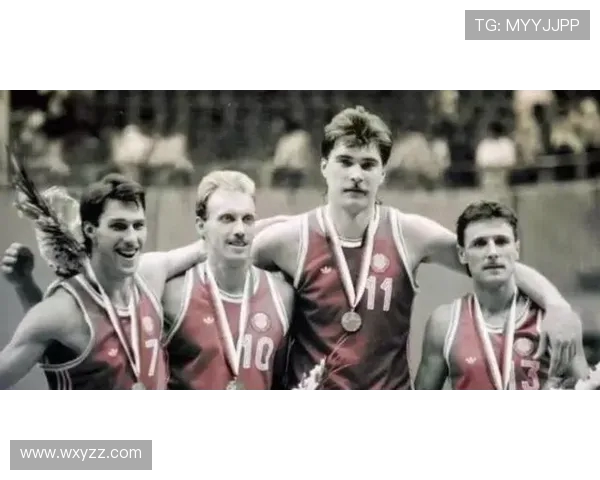 凯恩的传奇之路：从足球天才到全球偶像的成长历程与影响力分析